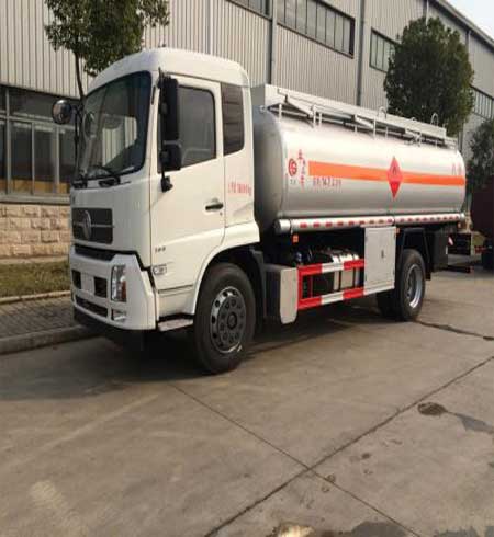 车厢聚脲防护喷涂机-刚性聚脲耐磨液压喷涂机(图1) 特殊车辆车厢聚脲耐磨喷涂案例