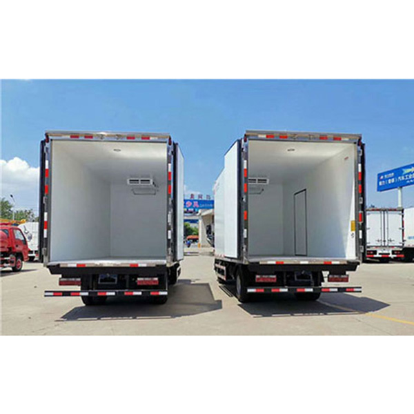 车厢保温防火材料有哪些(图2) 车厢保温防火材料聚氨酯喷涂案例